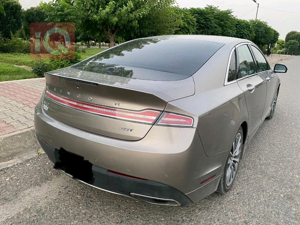 Lincoln MKZ